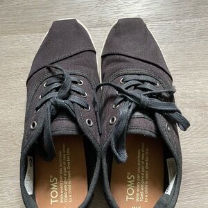 Toms Sneakers